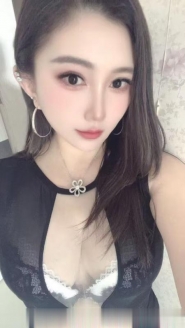 肤白大波少妇
