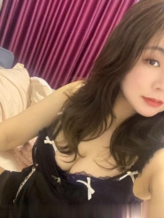 大胸少妇抓龙筋