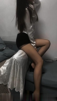 虎丘长腿性感美女
