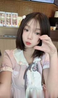 卡哇伊小美女