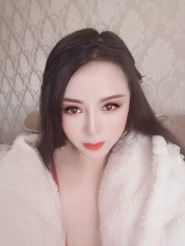 开发区少妇一线天