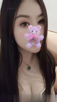 丰胸小少妇