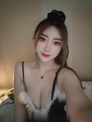 回归的性感美少妇青宝