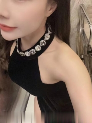 南山荔林骚女友亦菲