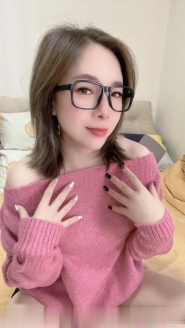 轻熟眼镜姐姐