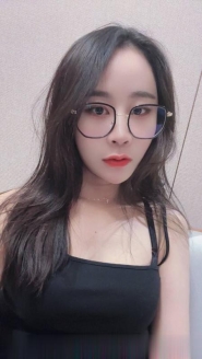 蜀山眼镜妹子