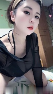 大胸少妇