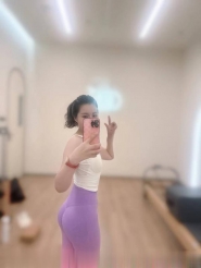 禅城白皙美女