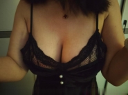 性价比巨乳姐姐