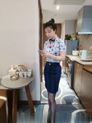 大屁股熟妇姐姐