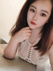 羅湖大奶妹子溫妮