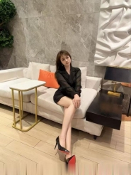 热情主动风骚妹子