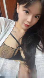 大胸少妇