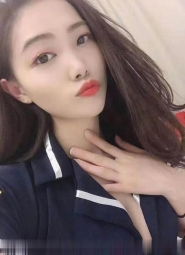 甜美型小美女