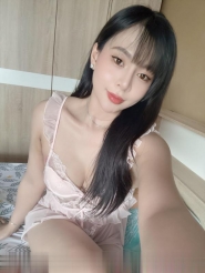 肤白性感少妇