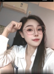 肤白颜值七七