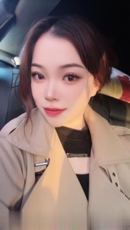 哈市大胸美女