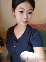 真实微胖18岁学生妹