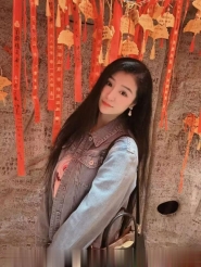 蜀山骨感美女