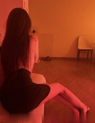 静安一线天蓝颜