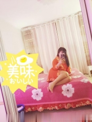 表面温柔实际骚浪贱