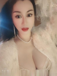 越秀美胸丽莎