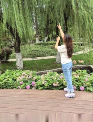 气质熟女阿姨