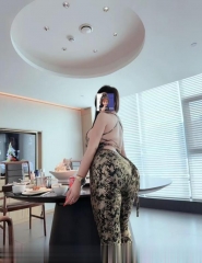 微坦骚母狗