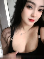 罗湖E乳一线天
