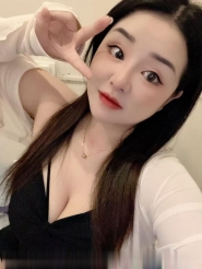 巨乳大胸骚女兼职
