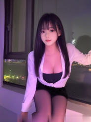 洪山大胸七月