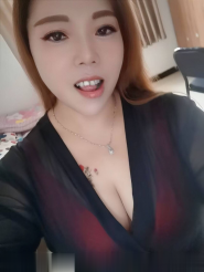 黑丝肥臀熟女