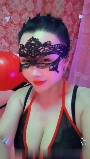 小巧玲珑型轻熟女