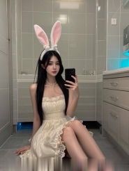 静安情调女迪娜