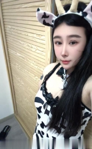腼腆兼职妹