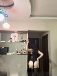 性感腿模小辣椒