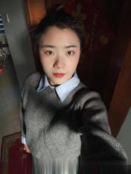 甜美型服务系妹子