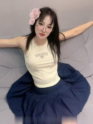 体验黑丝眼镜少妇
