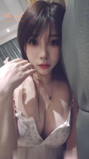 天河区舌吻小妖精