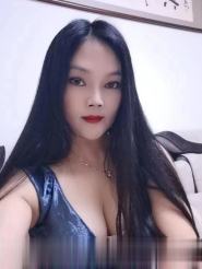 角门大奶小骚妇