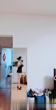 大奶激情潮喷水妞