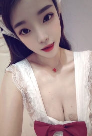 秦淮细腰大奶骚女
