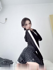 大胸美女