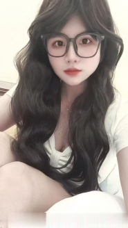 滨江眼睛妹子