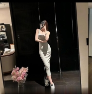妹子身材火辣性感