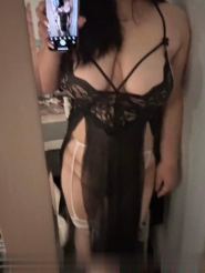 于洪广场附近泻火少妇