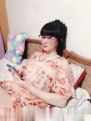 除夕夜包夜骚妇