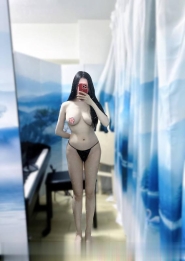 服务到位颜值妹子