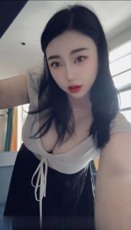 巨型坦克少妇肉欲拉满