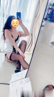 再探性瘾骚女